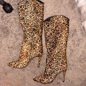 SCHUTZ Animal Print Heeled Boots